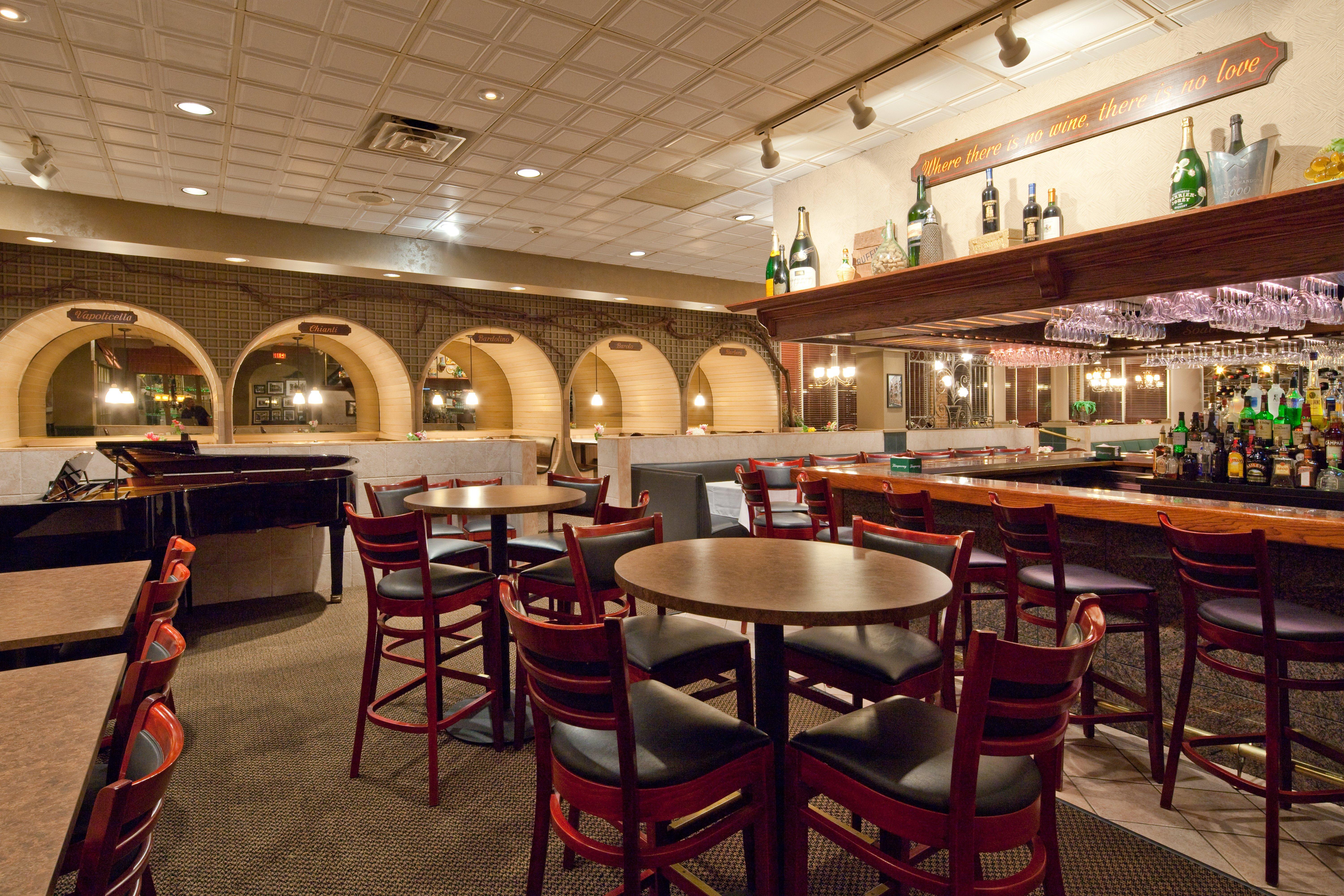Holiday Inn Cleveland-Mayfield By Ihg Exterior photo
