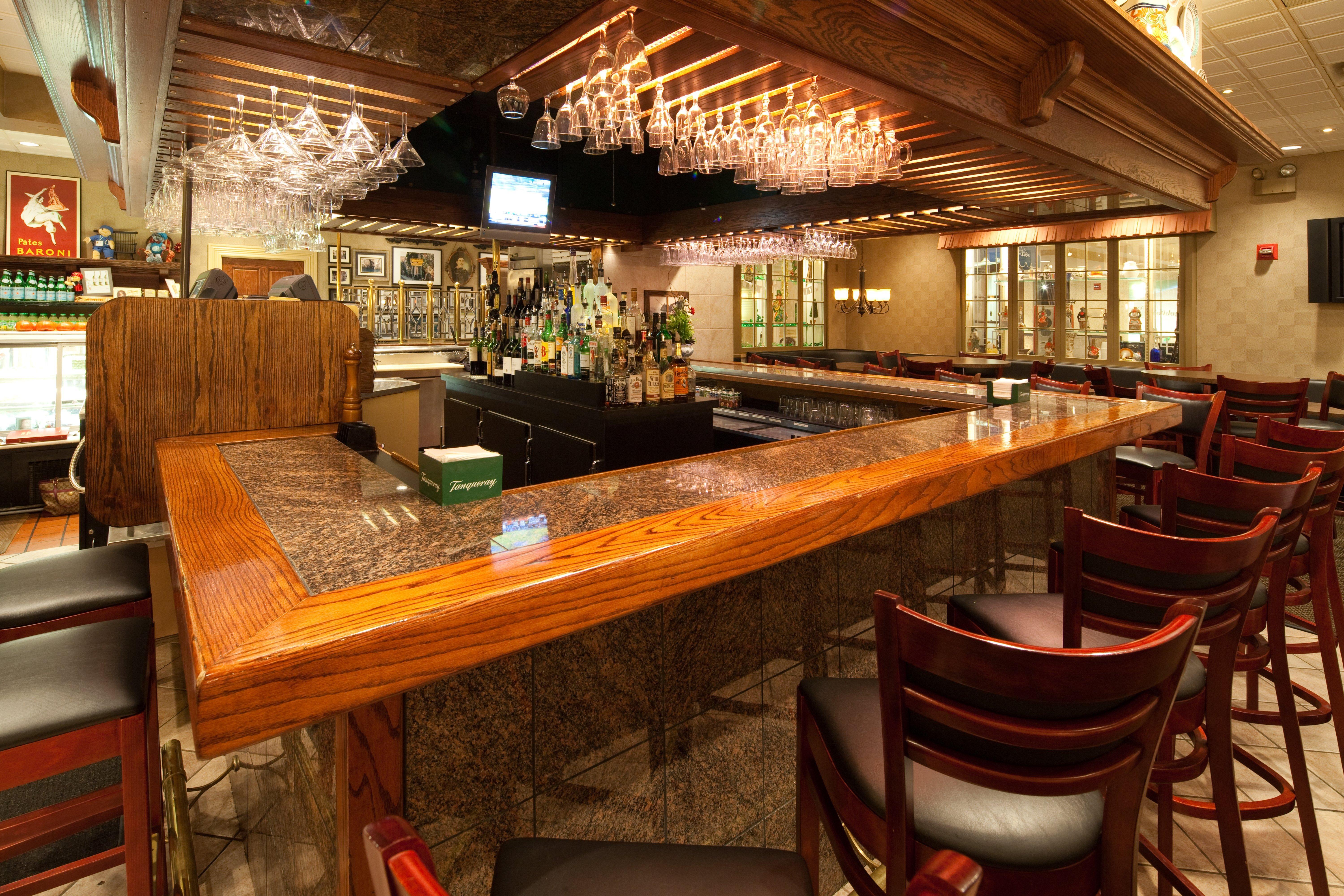 Holiday Inn Cleveland-Mayfield By Ihg Exterior photo