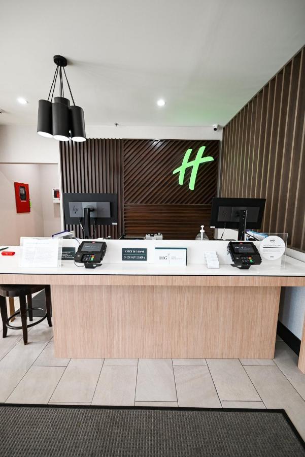 Holiday Inn Cleveland-Mayfield By Ihg Exterior photo