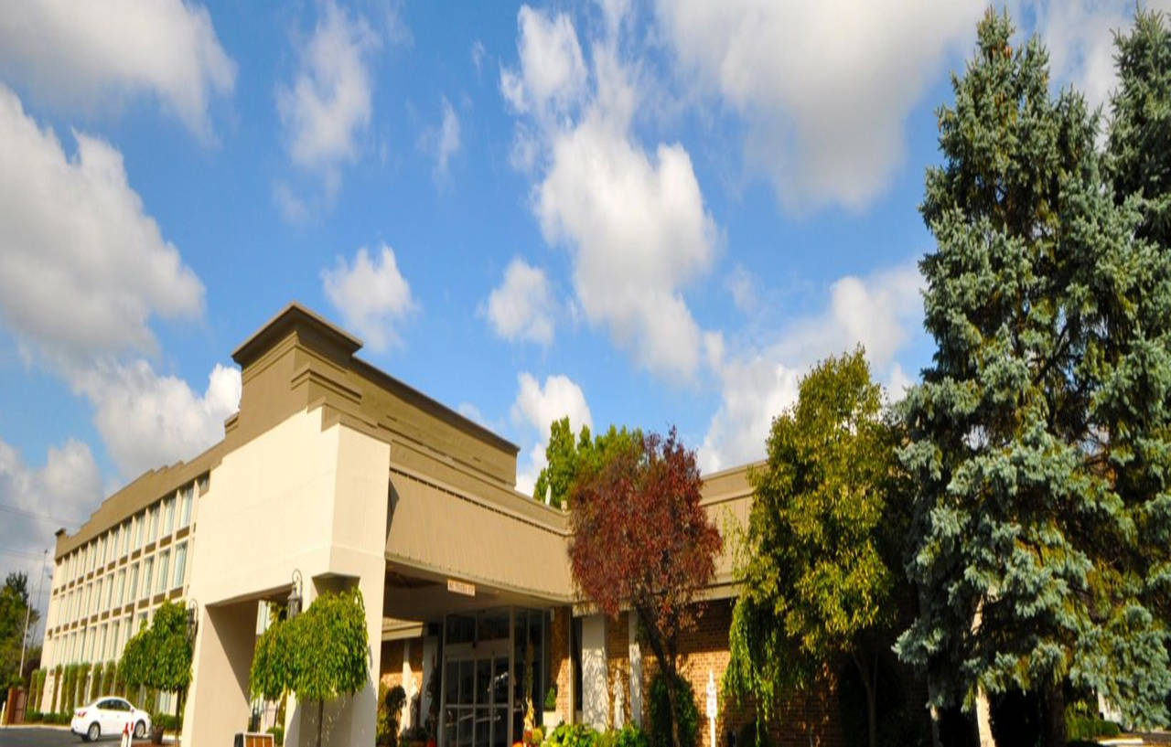 Holiday Inn Cleveland-Mayfield By Ihg Exterior photo